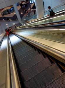 Big ol' escalator @ Dallas Fort Worth Airport